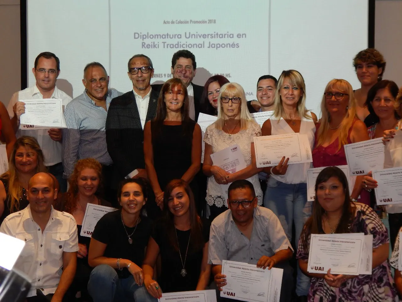 Acto de colación de la Diplomatura Universitaria en Reiki Tradicional Japonés — UAI, promoción 2018.